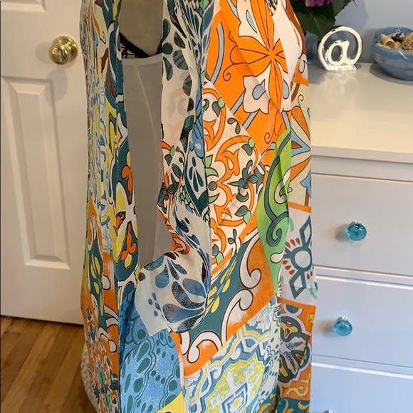 Vibrant Moroccan Tile Kimono - Picture 9 of 11
